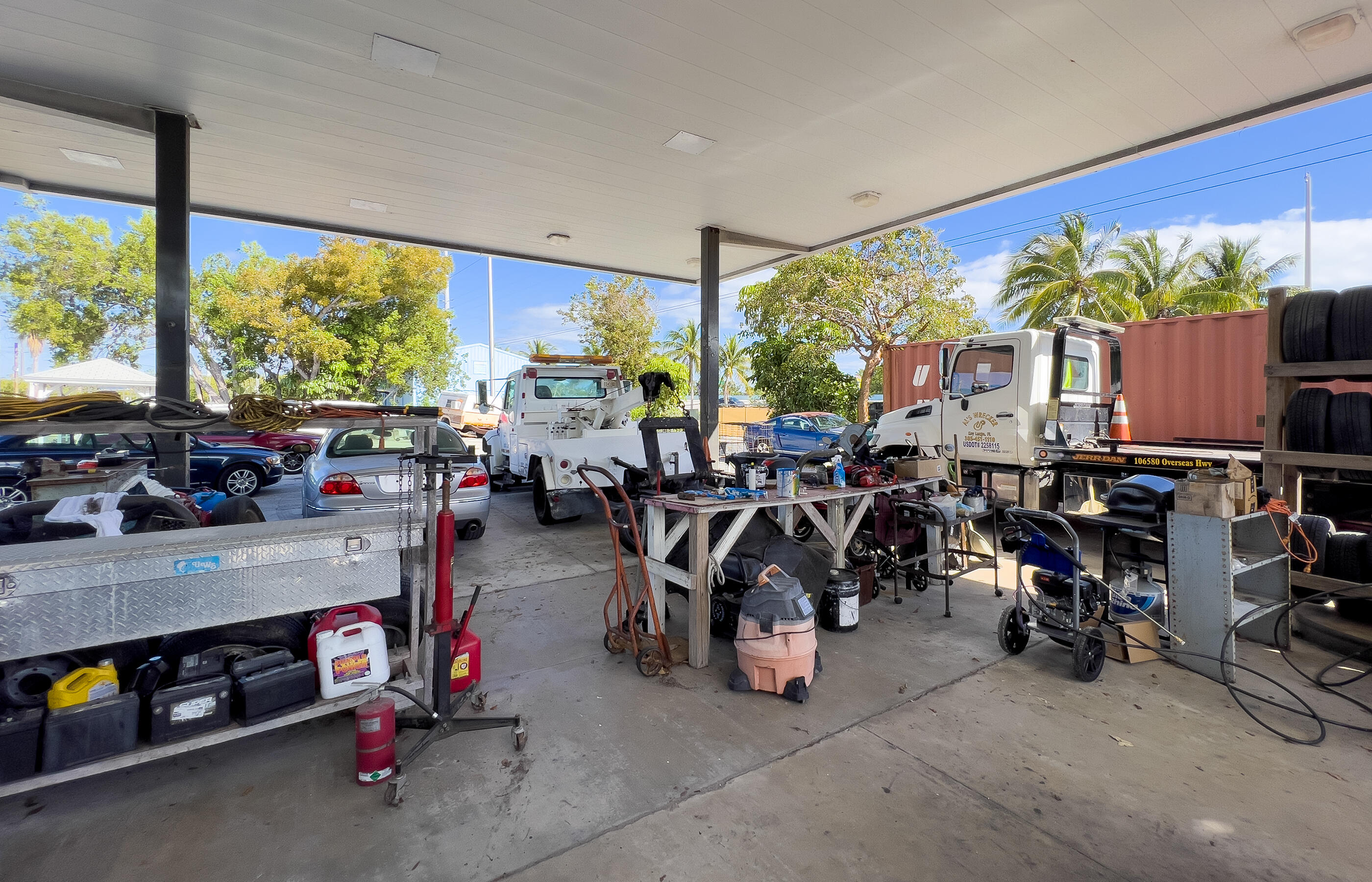 106580 Overseas Highway