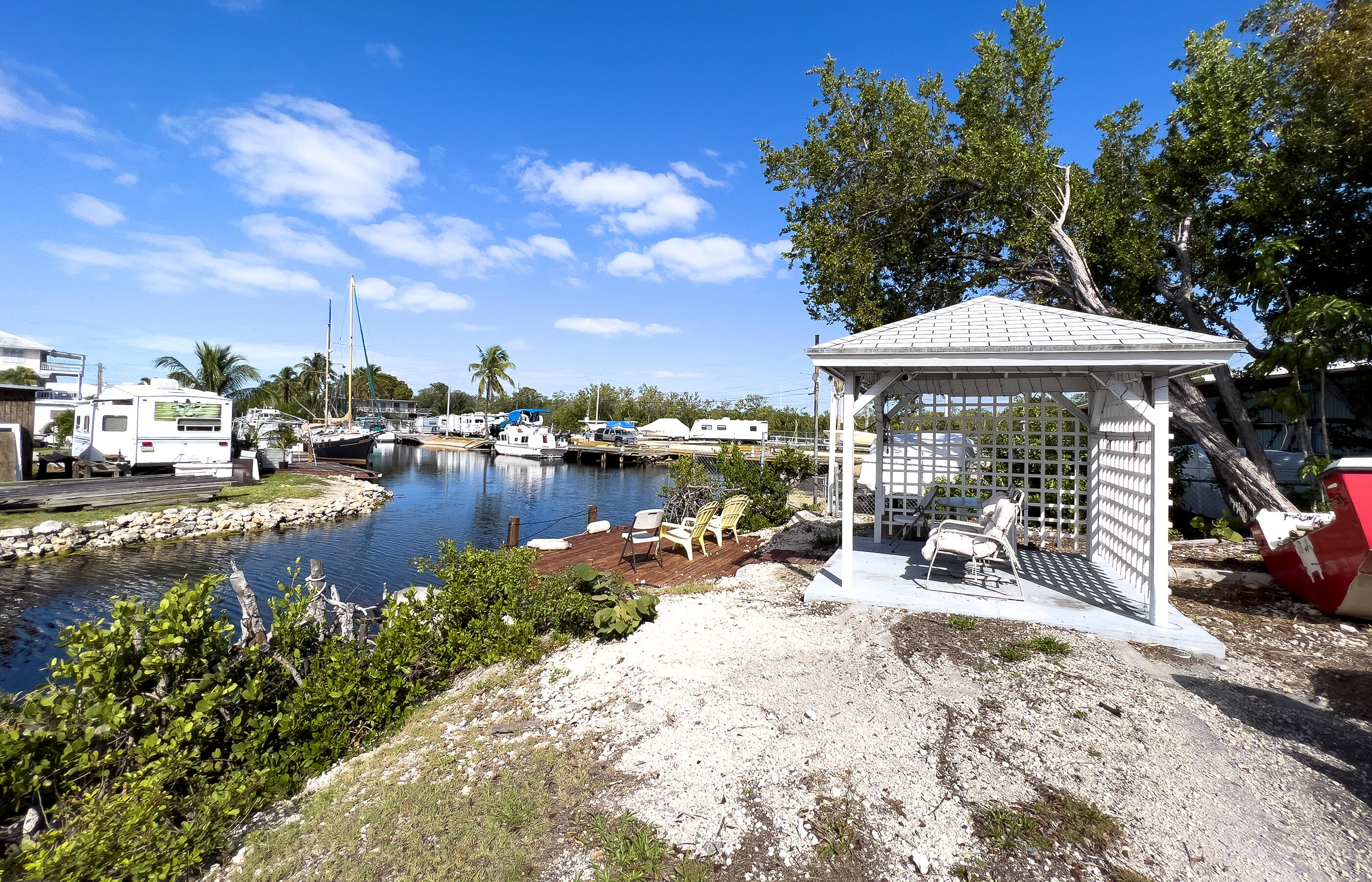 106580 Overseas Highway