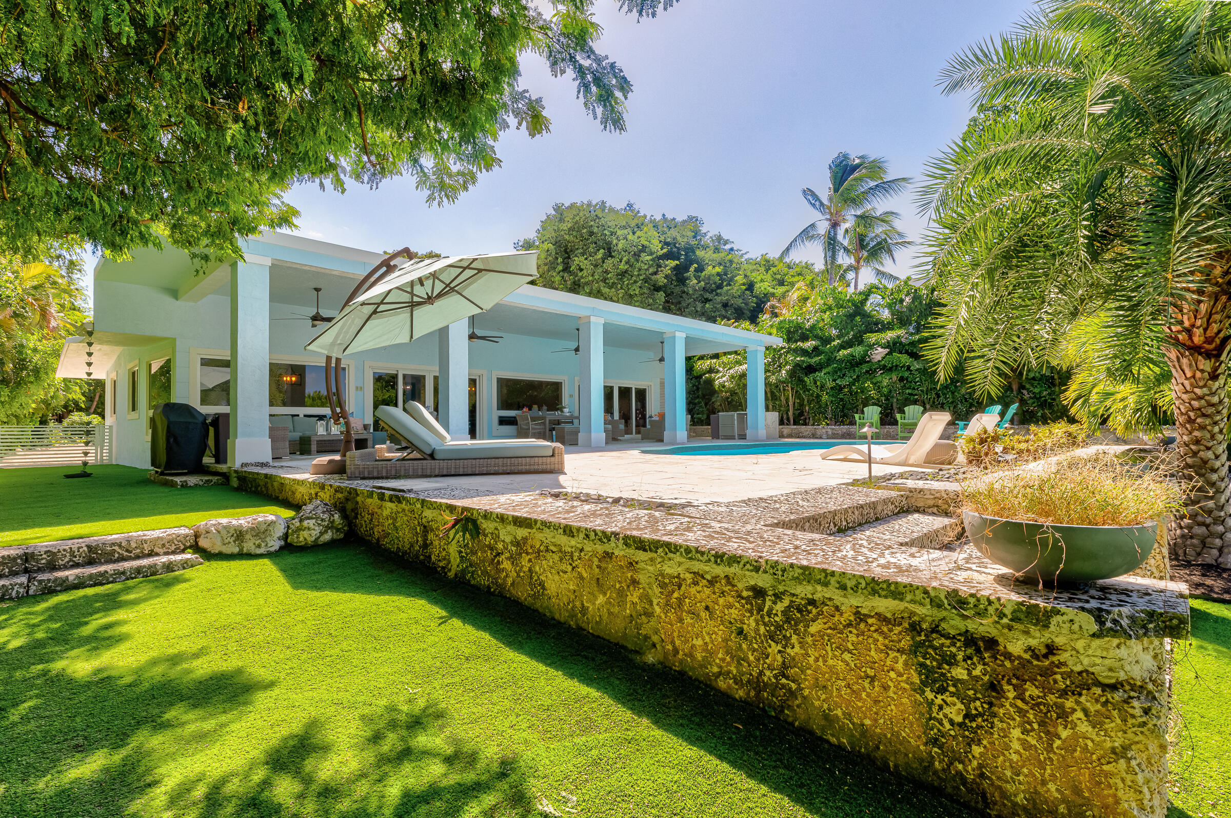 168 Harborview Drive