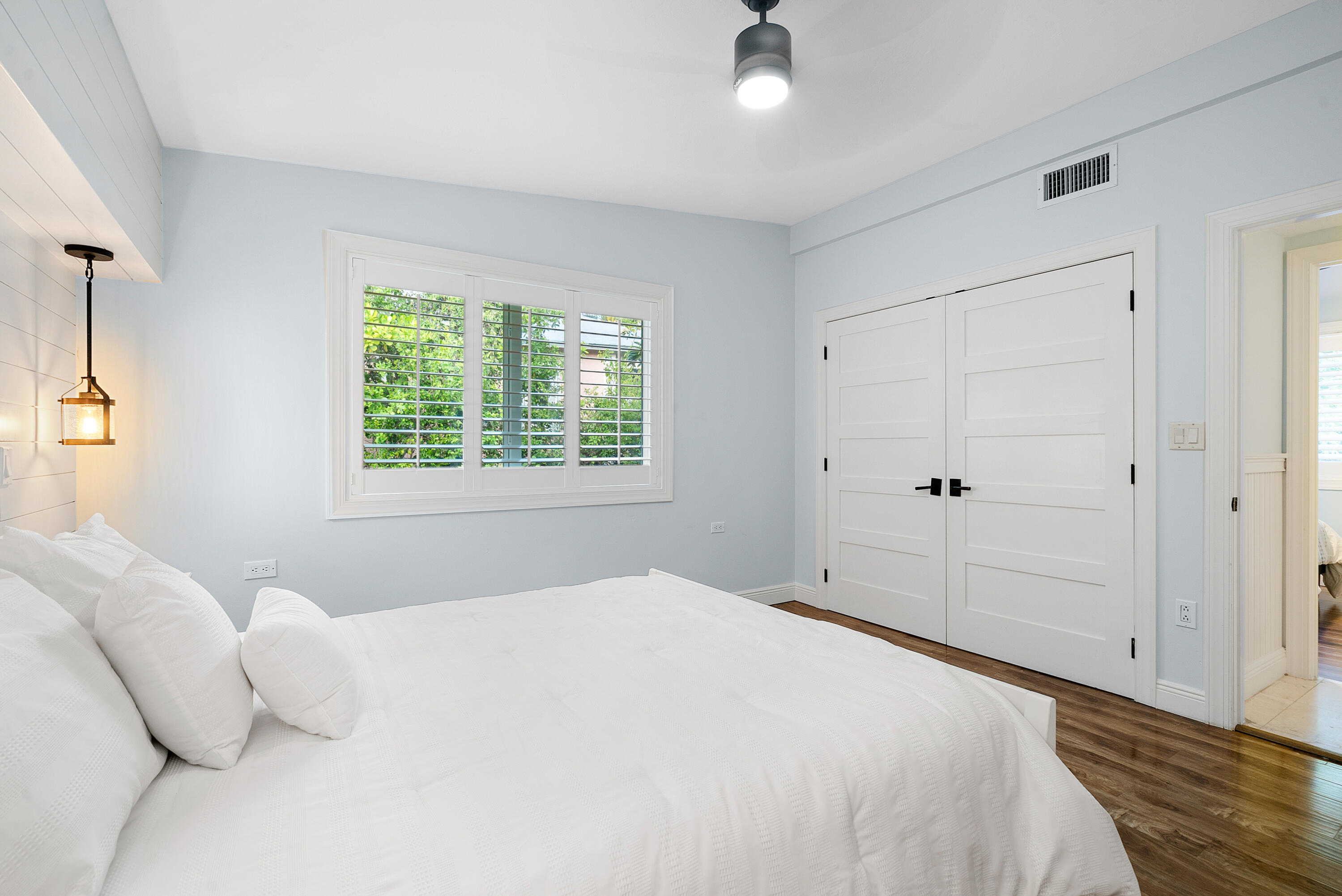 168 Harborview Drive