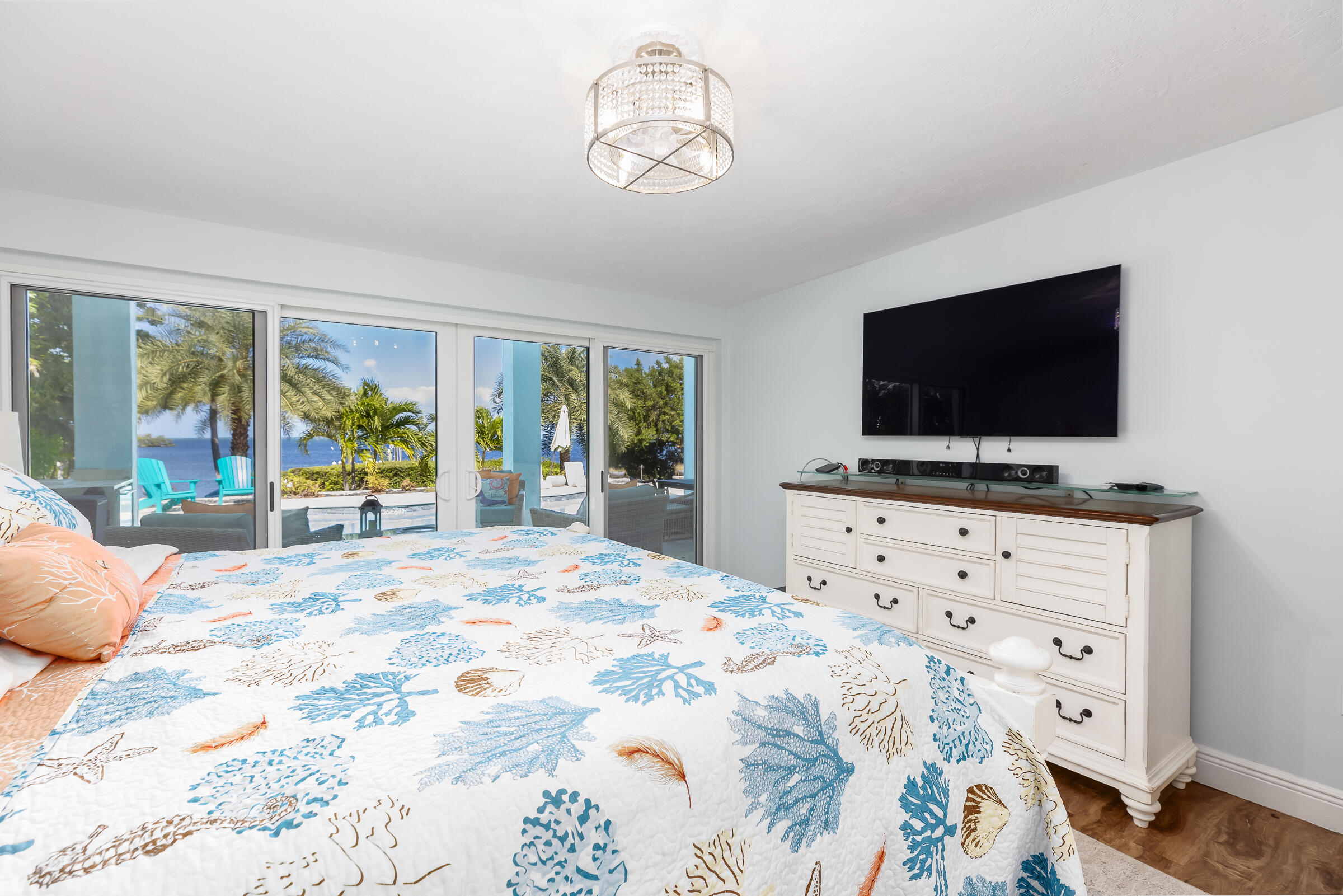 168 Harborview Drive