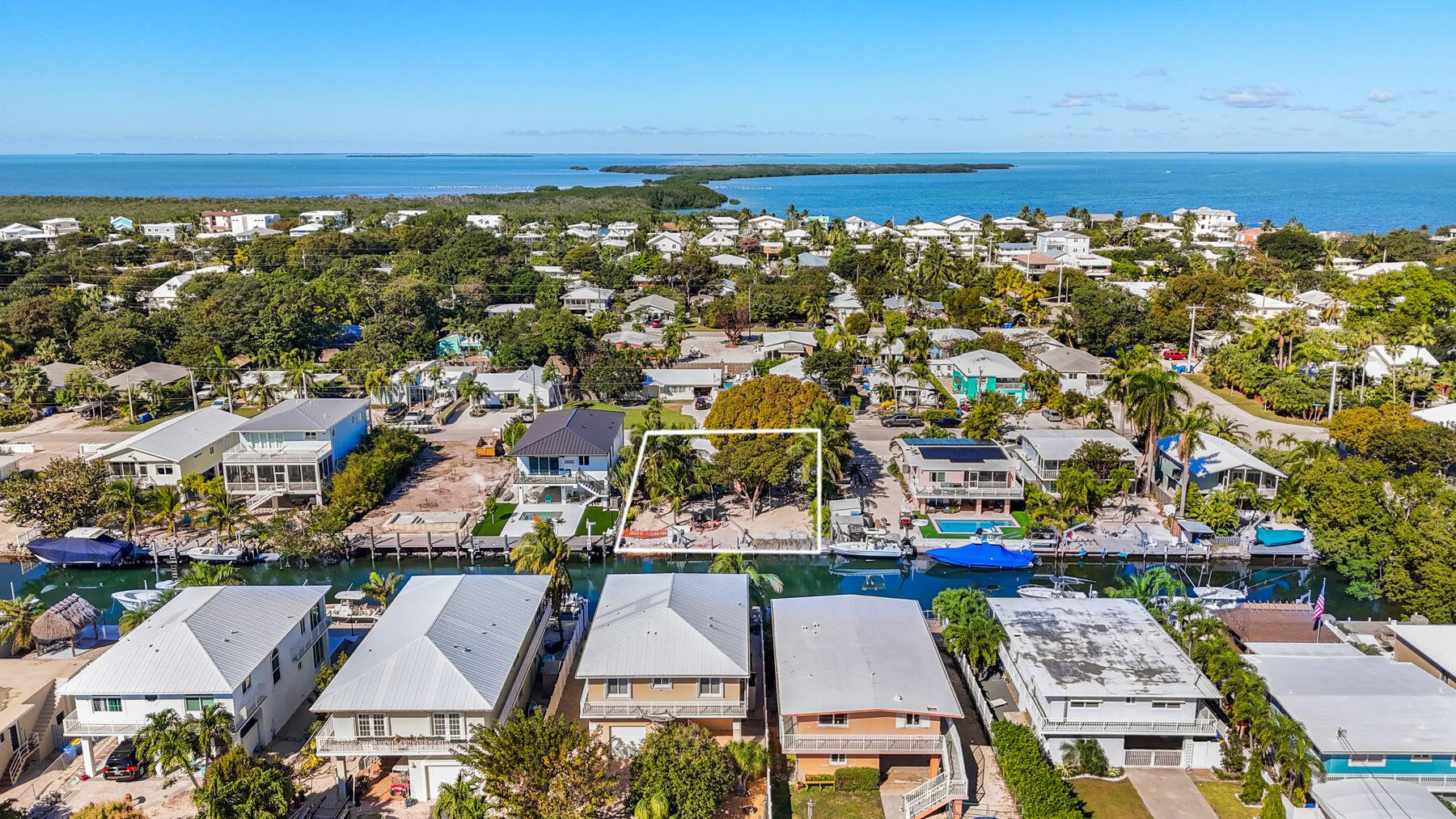 218 S Coconut Palm Boulevard