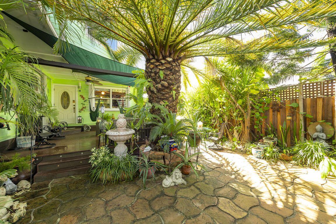 3220 Harriet Avenue