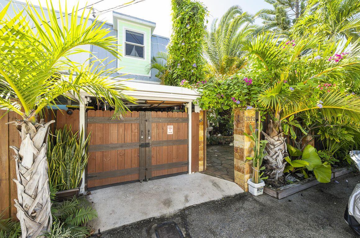 3220 Harriet Avenue