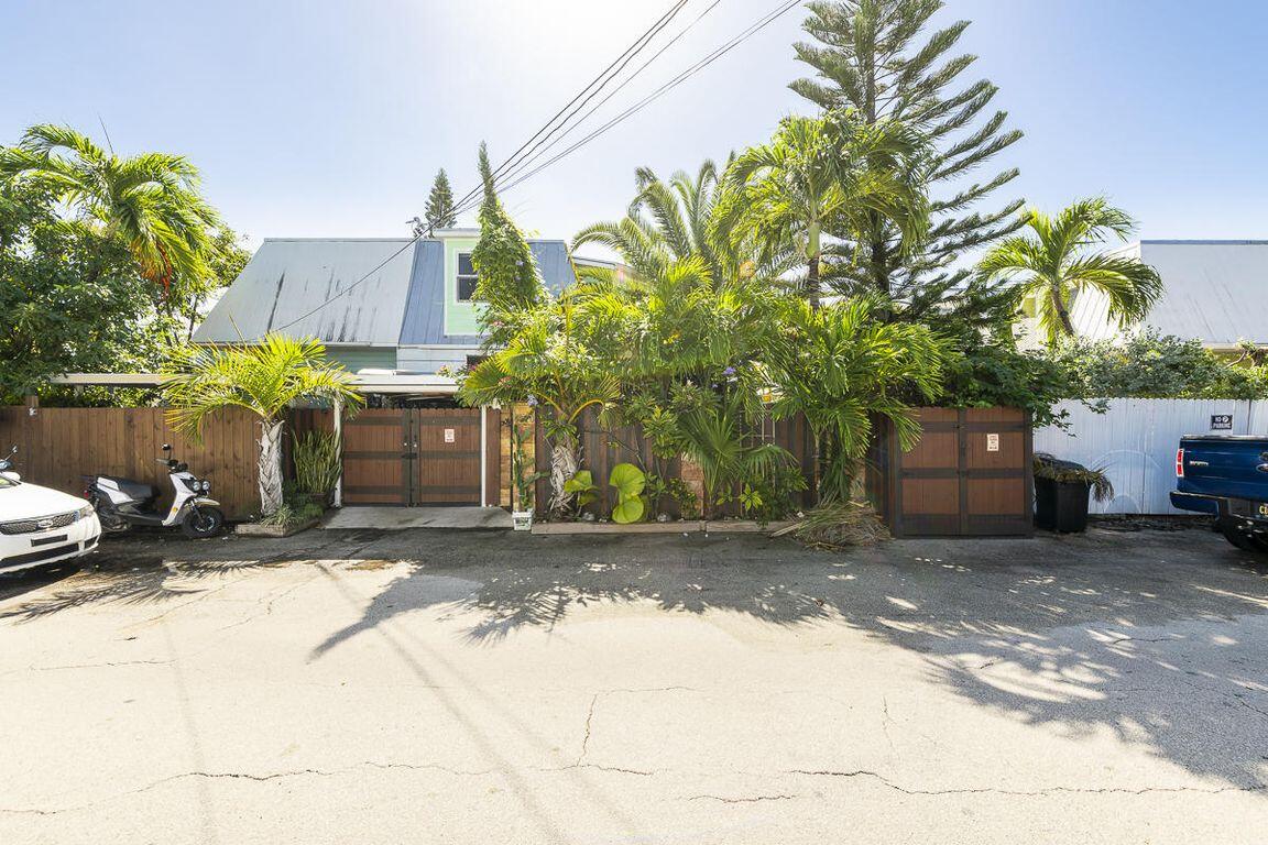 3220 Harriet Avenue