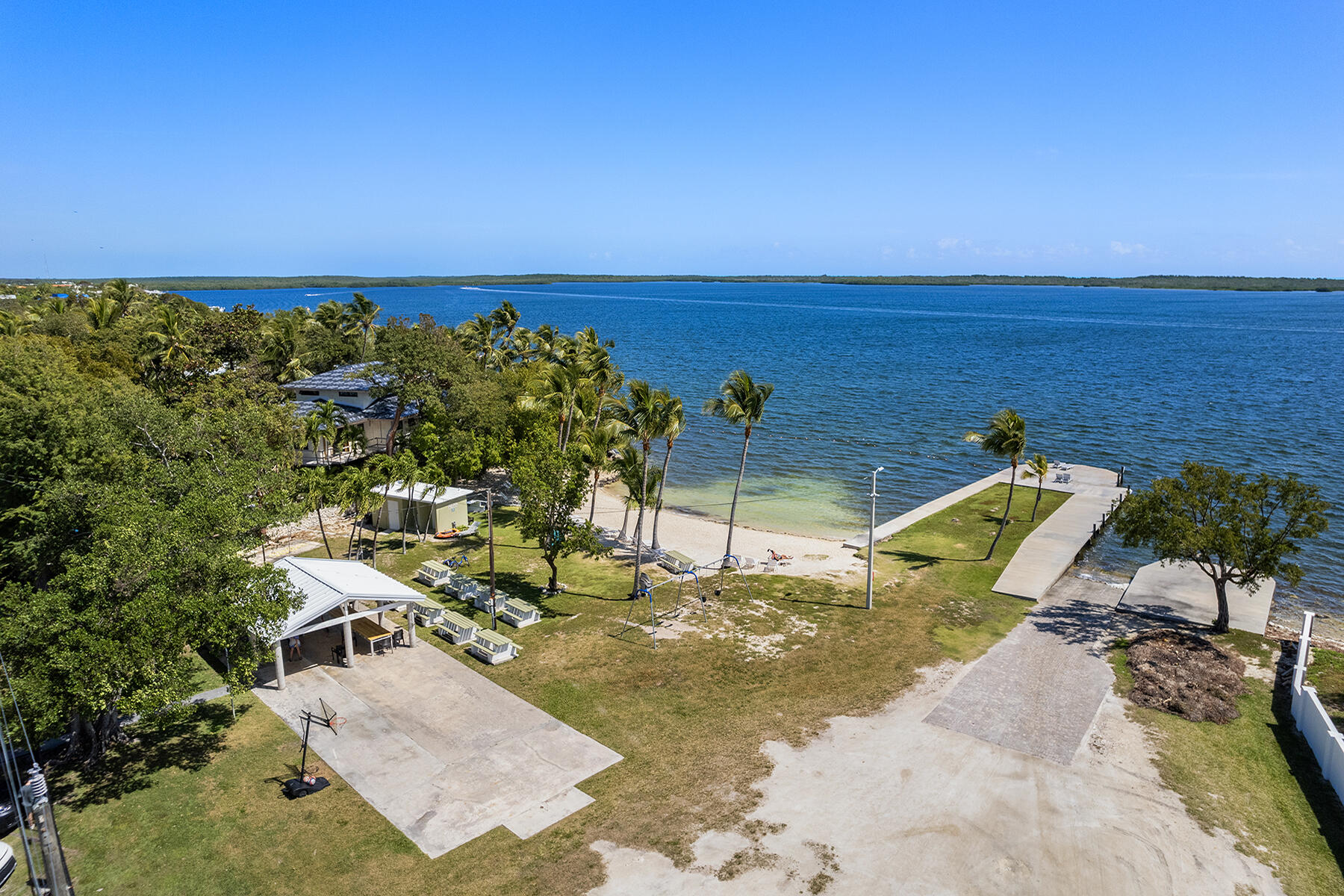 37 Bonefish Avenue