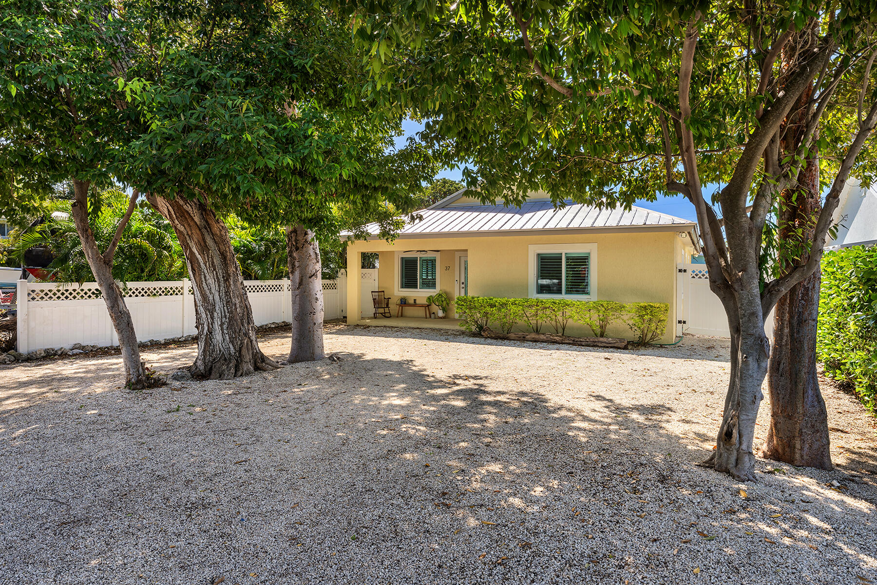 37 Bonefish Avenue