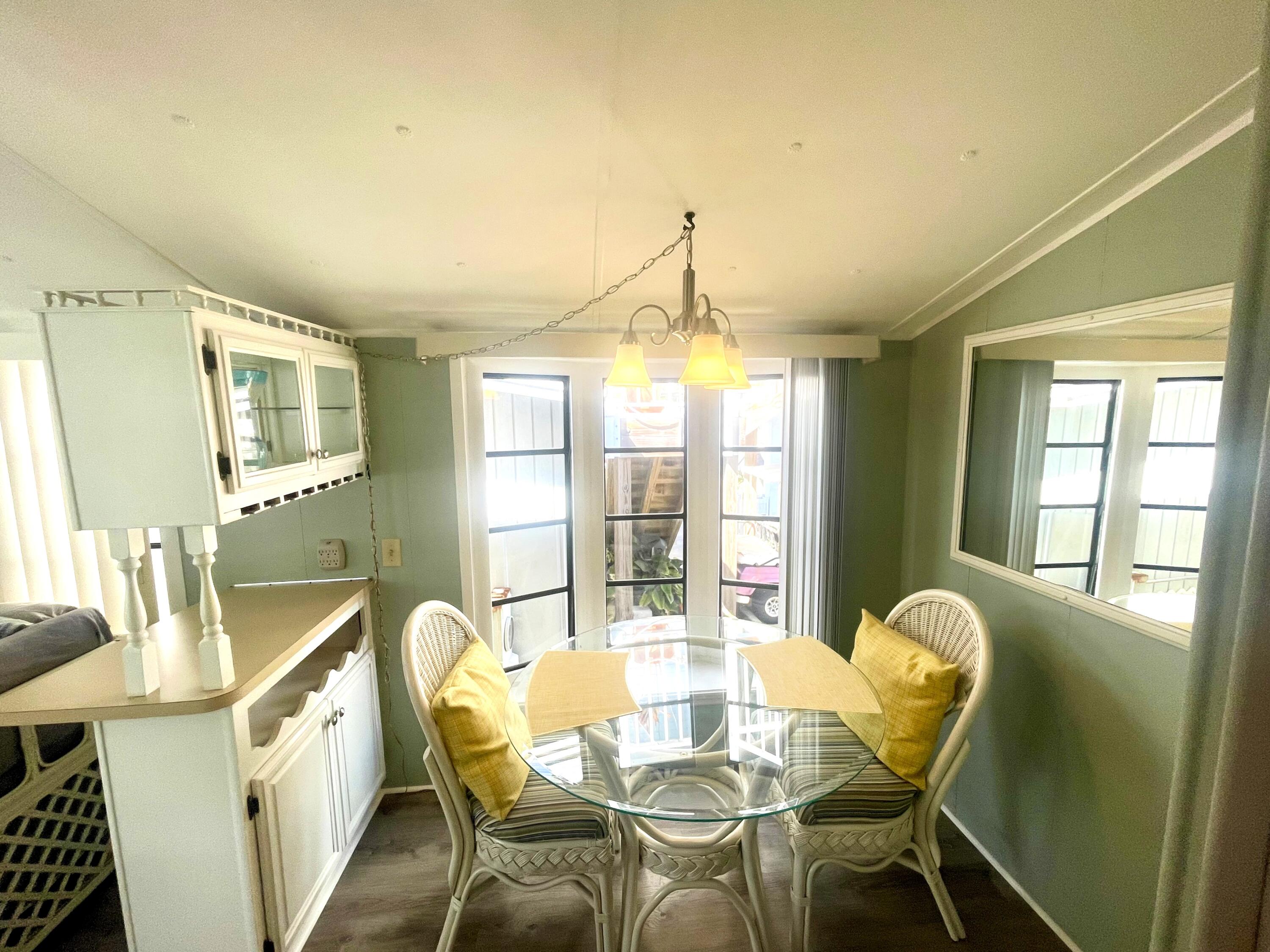 6099 Overseas Highway Unit: 40E