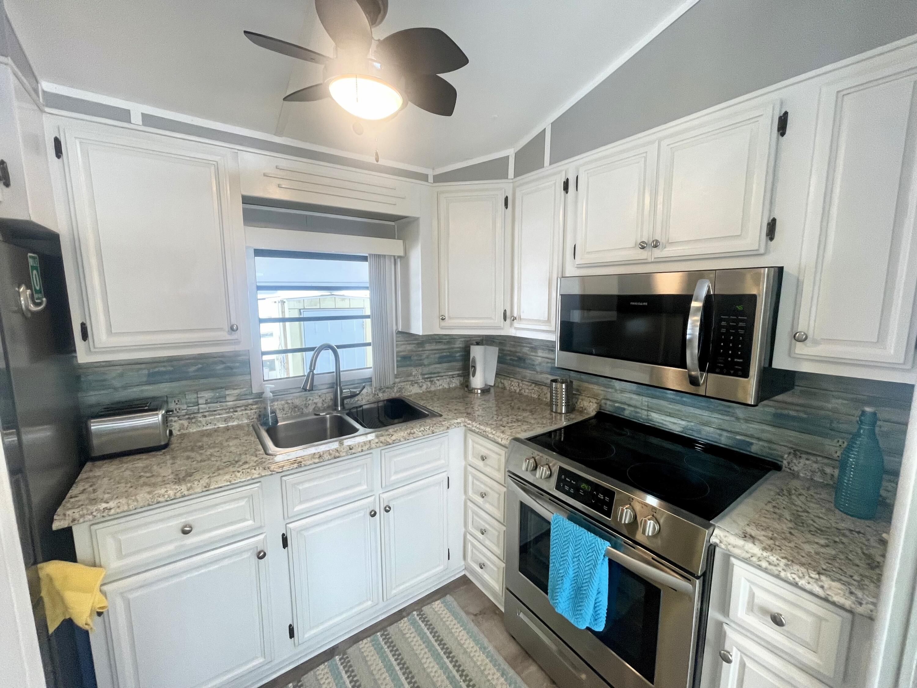 6099 Overseas Highway Unit: 40E