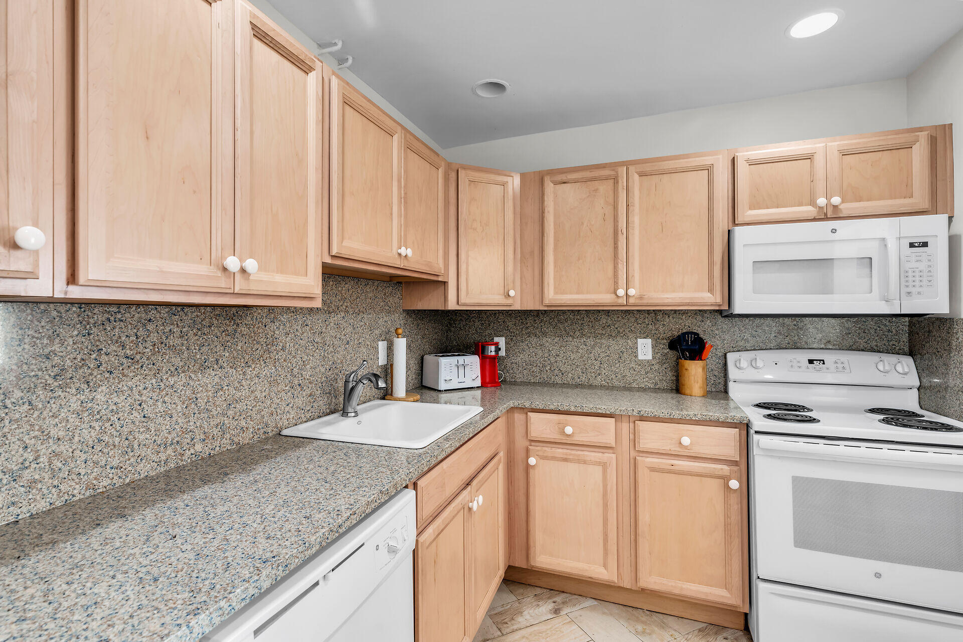 11 Sombrero Boulevard Unit: 5E