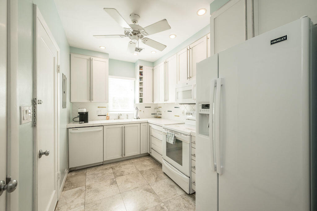 812 South Street Unit: 4