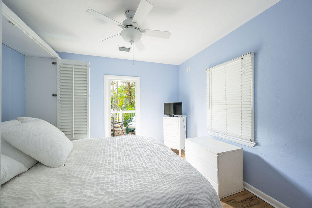 812 South Street Unit: 4