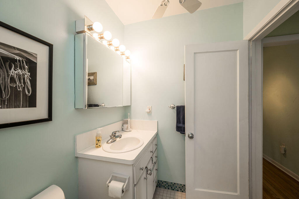 812 South Street Unit: 4