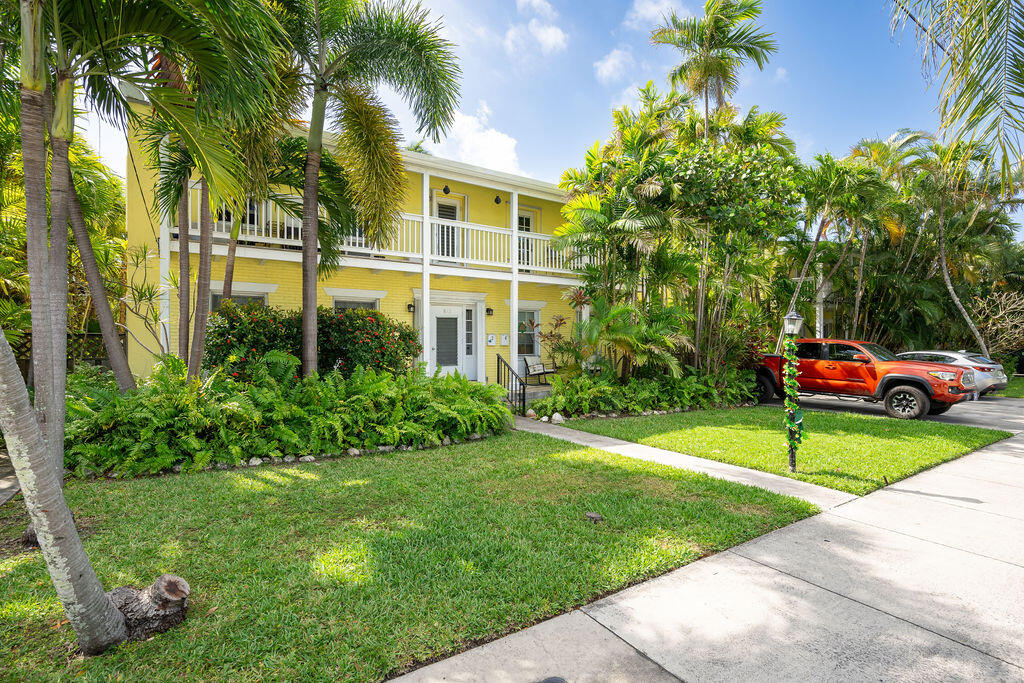 812 South Street Unit: 4