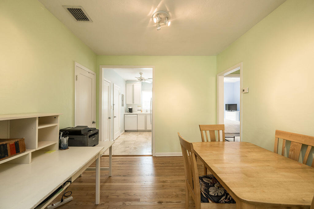 812 South Street Unit: 4
