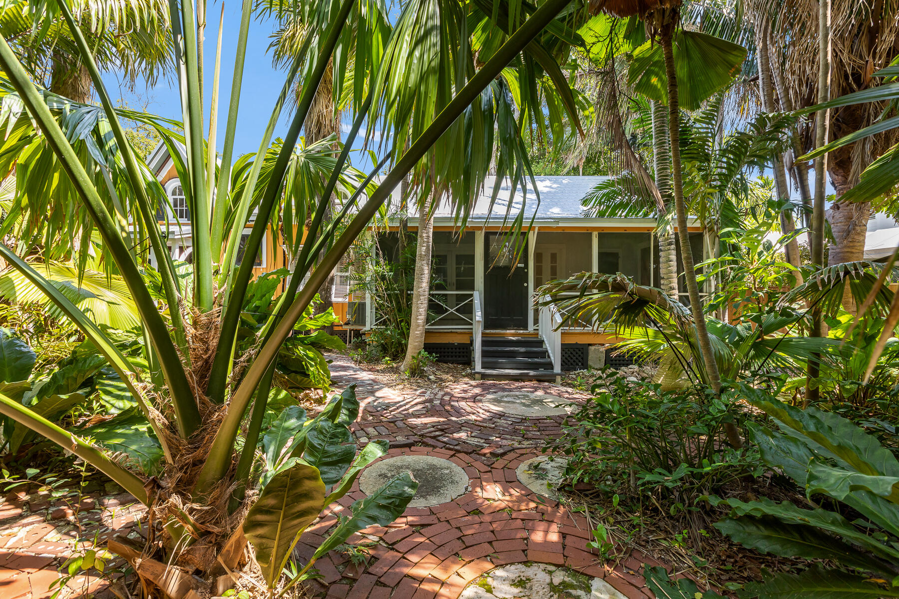 626 Canfield Lane