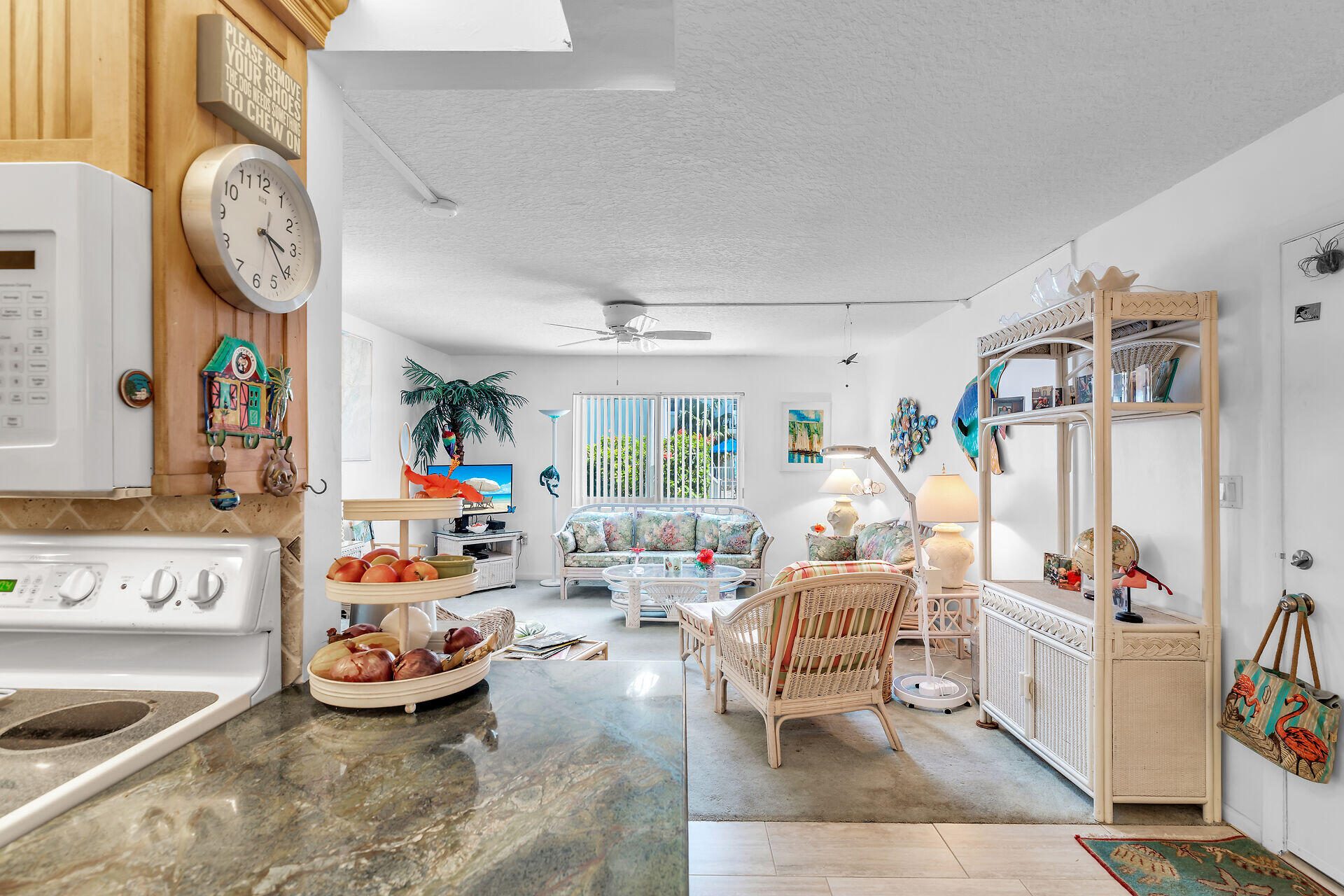 1101 W Ocean Drive Unit: 14