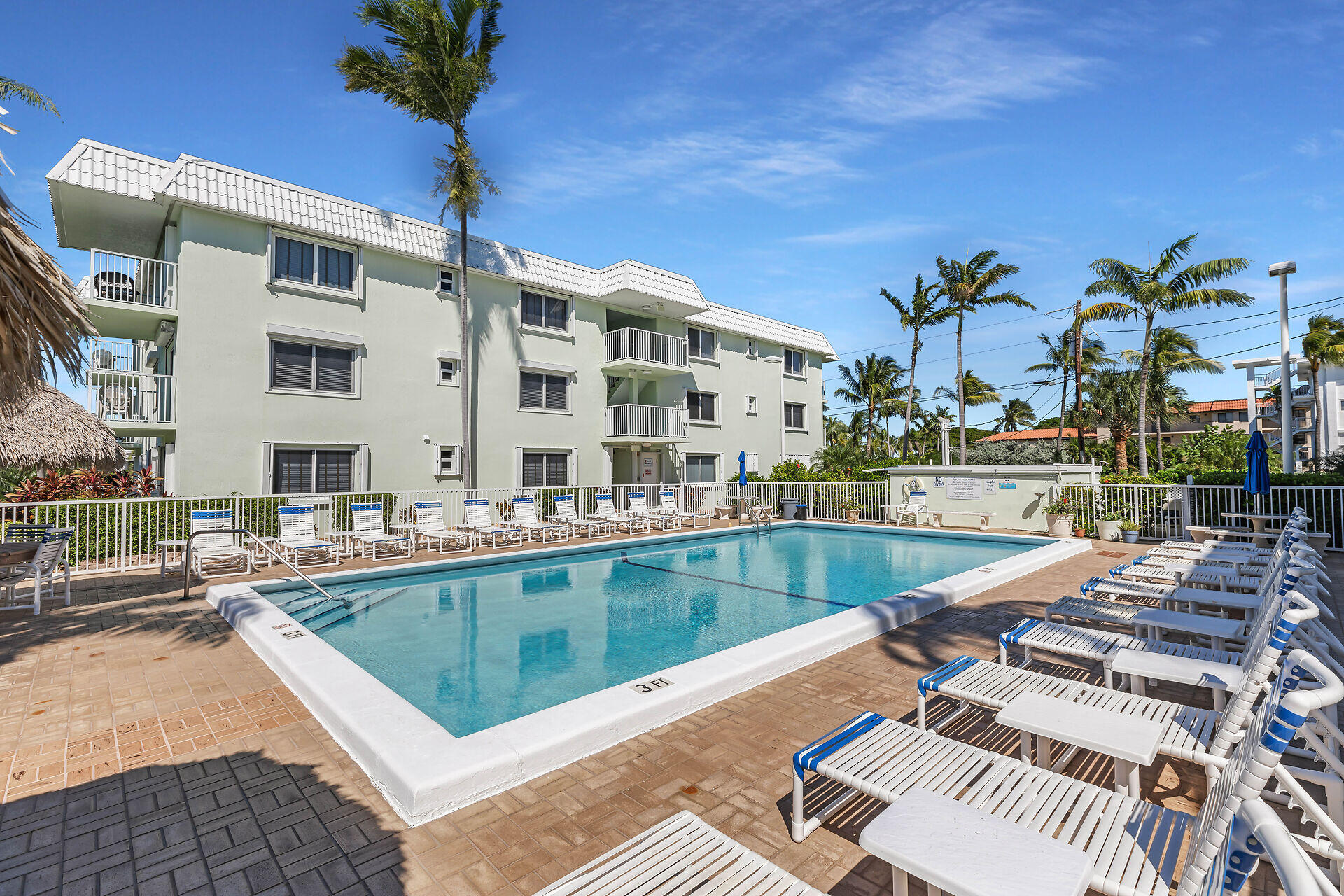 1101 W Ocean Drive Unit: 14