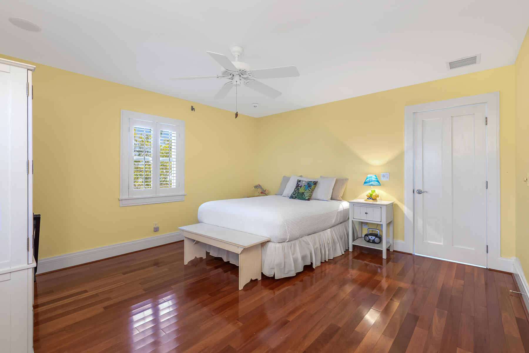 47 Cannon Royal Drive