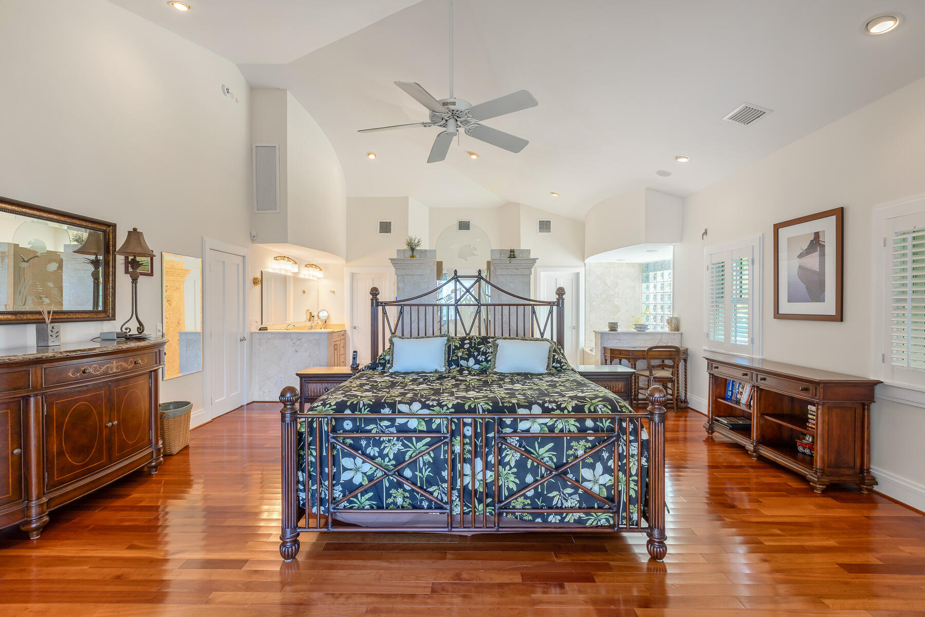47 Cannon Royal Drive