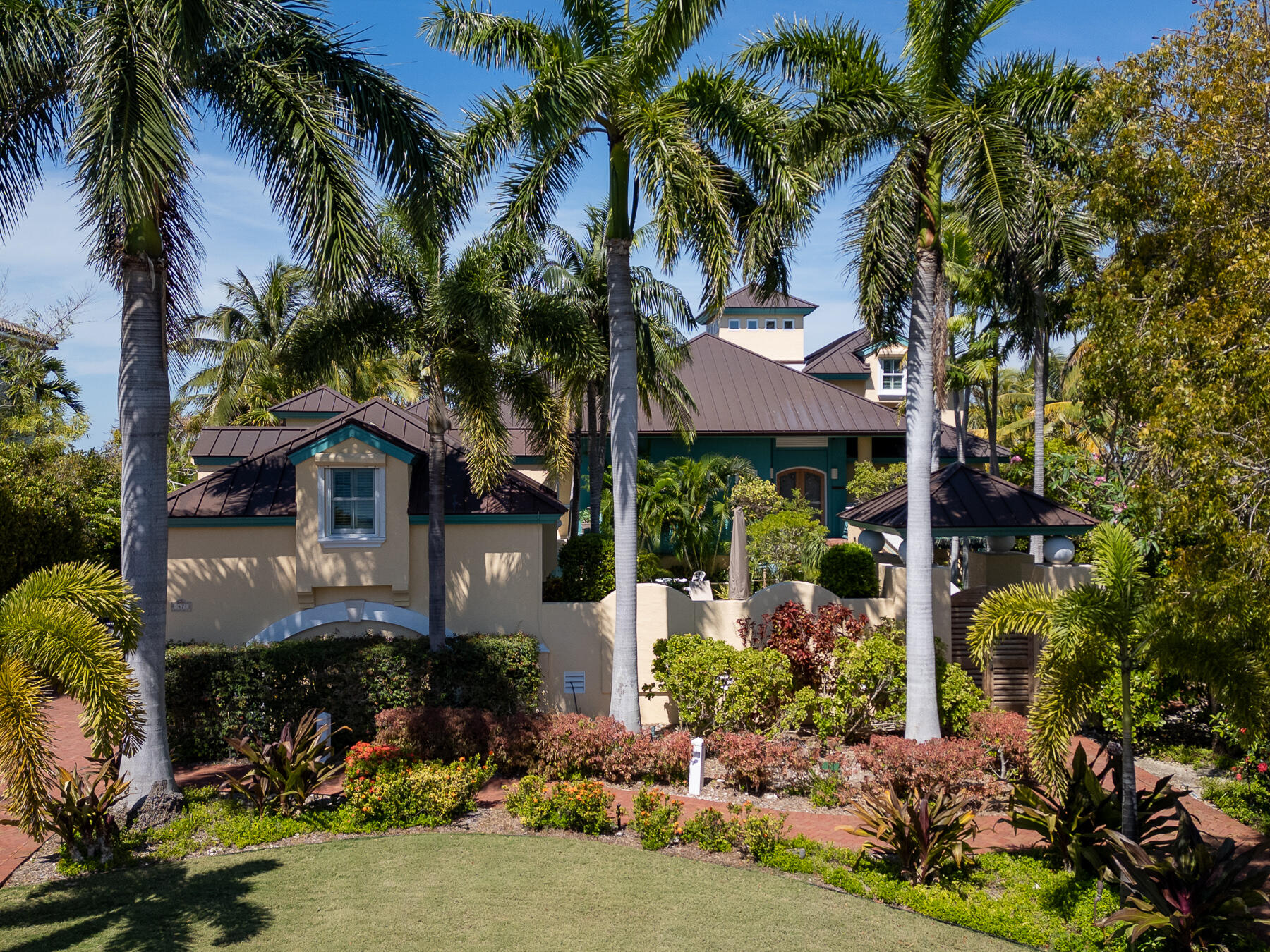 47 Cannon Royal Drive