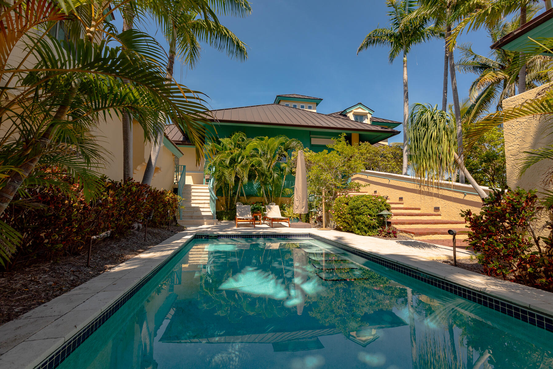 47 Cannon Royal Drive
