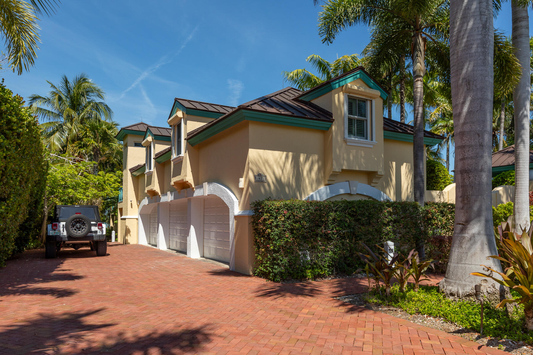 47 Cannon Royal Drive