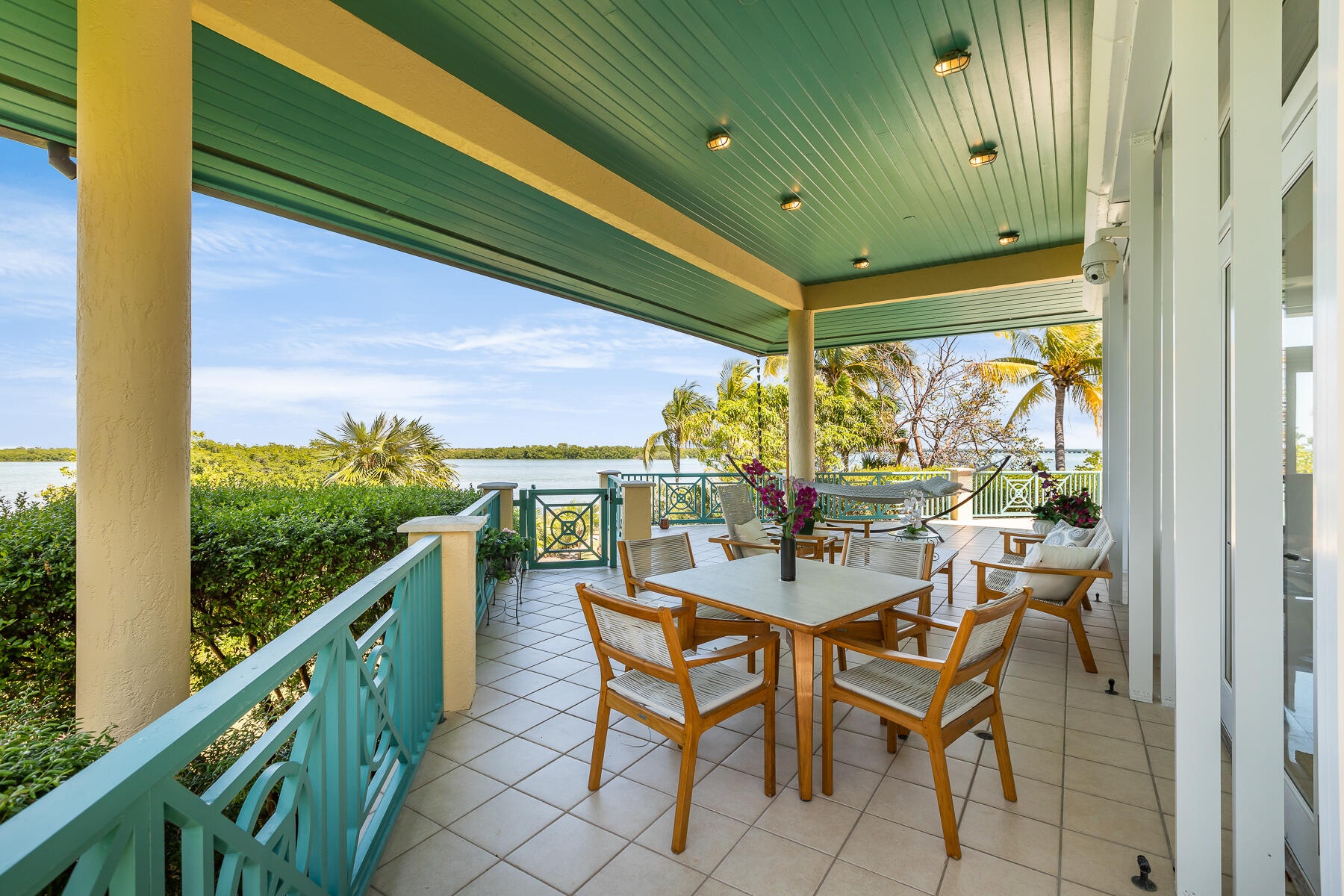 47 Cannon Royal Drive