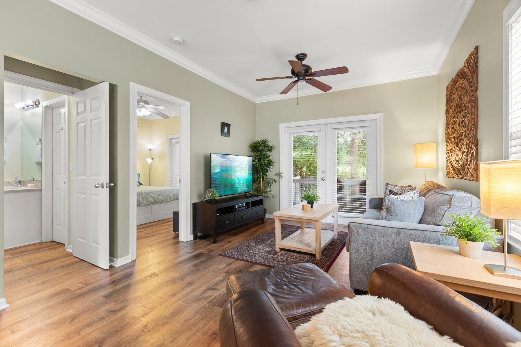 41 Coral Way