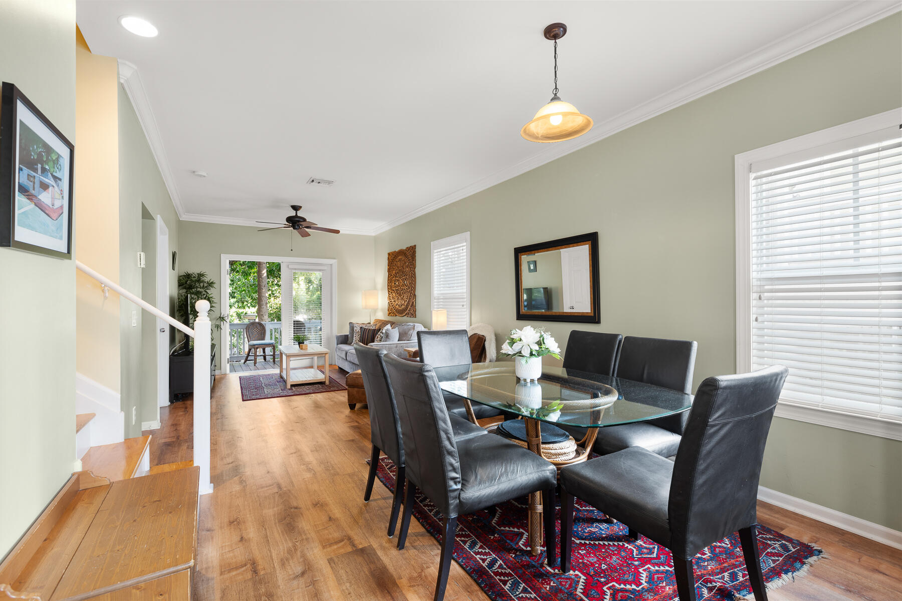 41 Coral Way