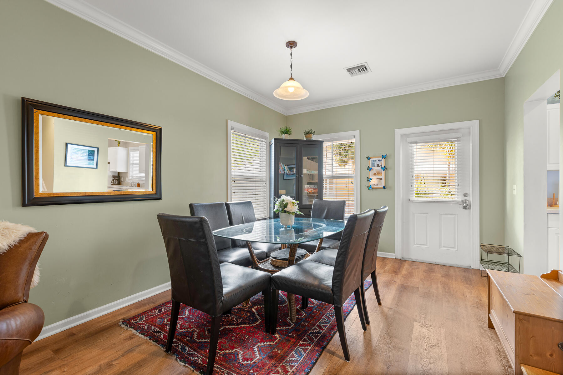 41 Coral Way