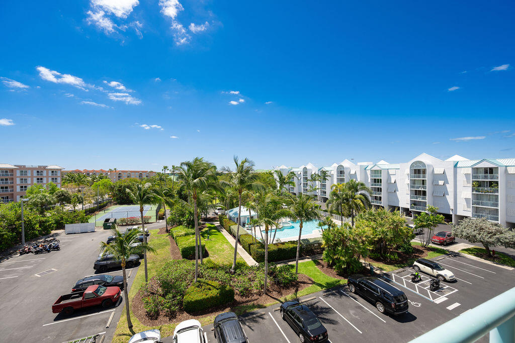 3675 Seaside Drive Unit: 440