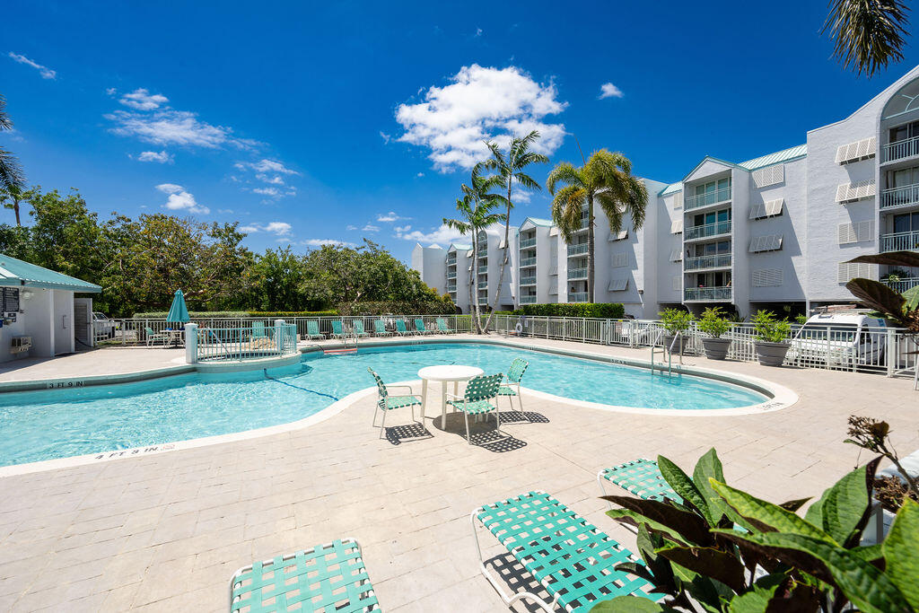3675 Seaside Drive Unit: 440