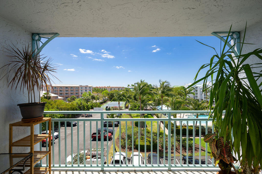 3675 Seaside Drive Unit: 440