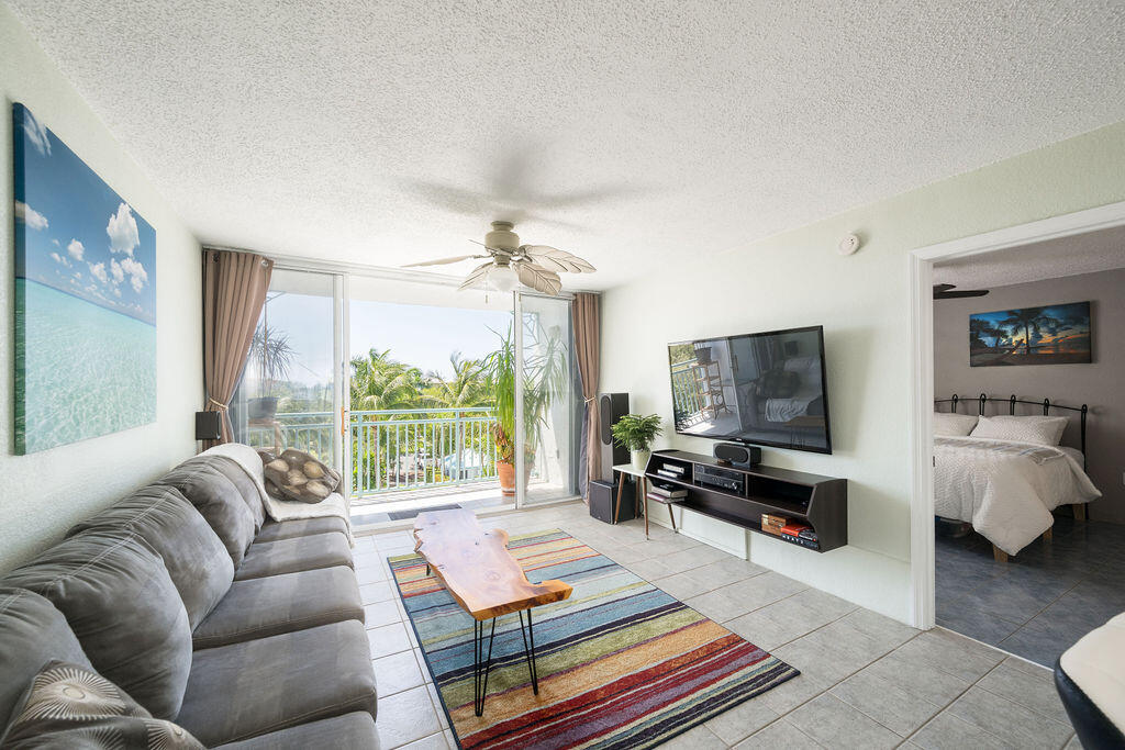 3675 Seaside Drive Unit: 440