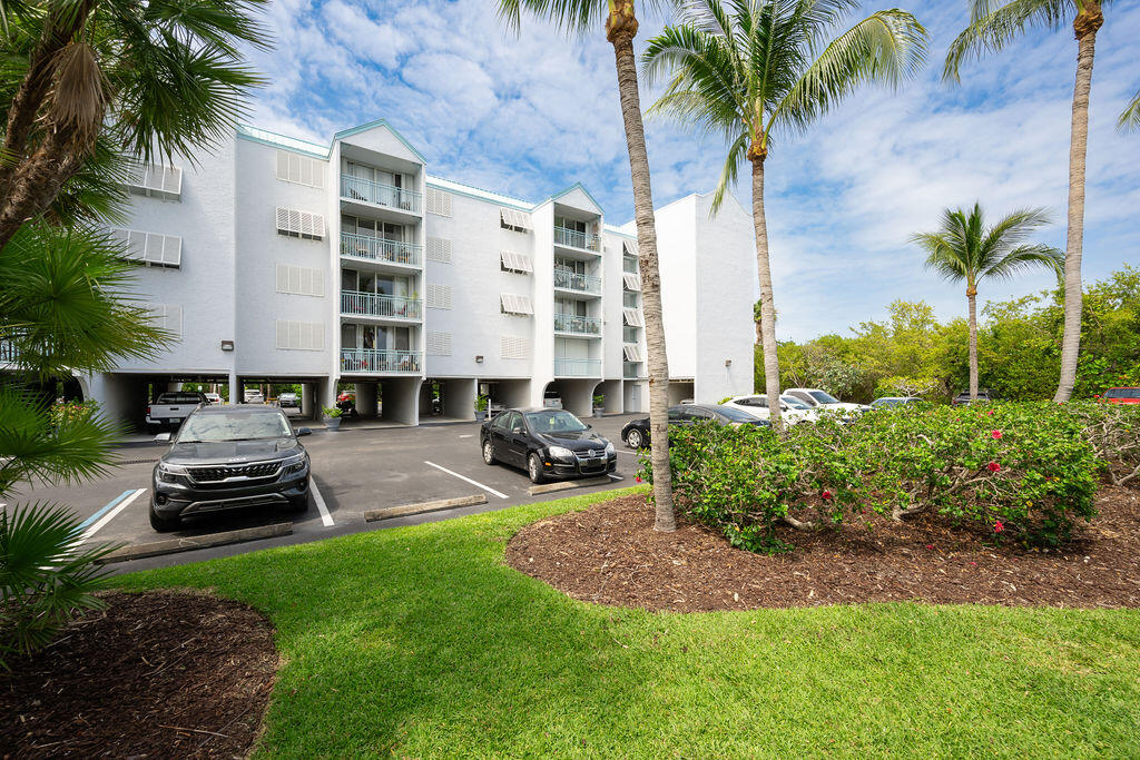 3675 Seaside Drive Unit: 440