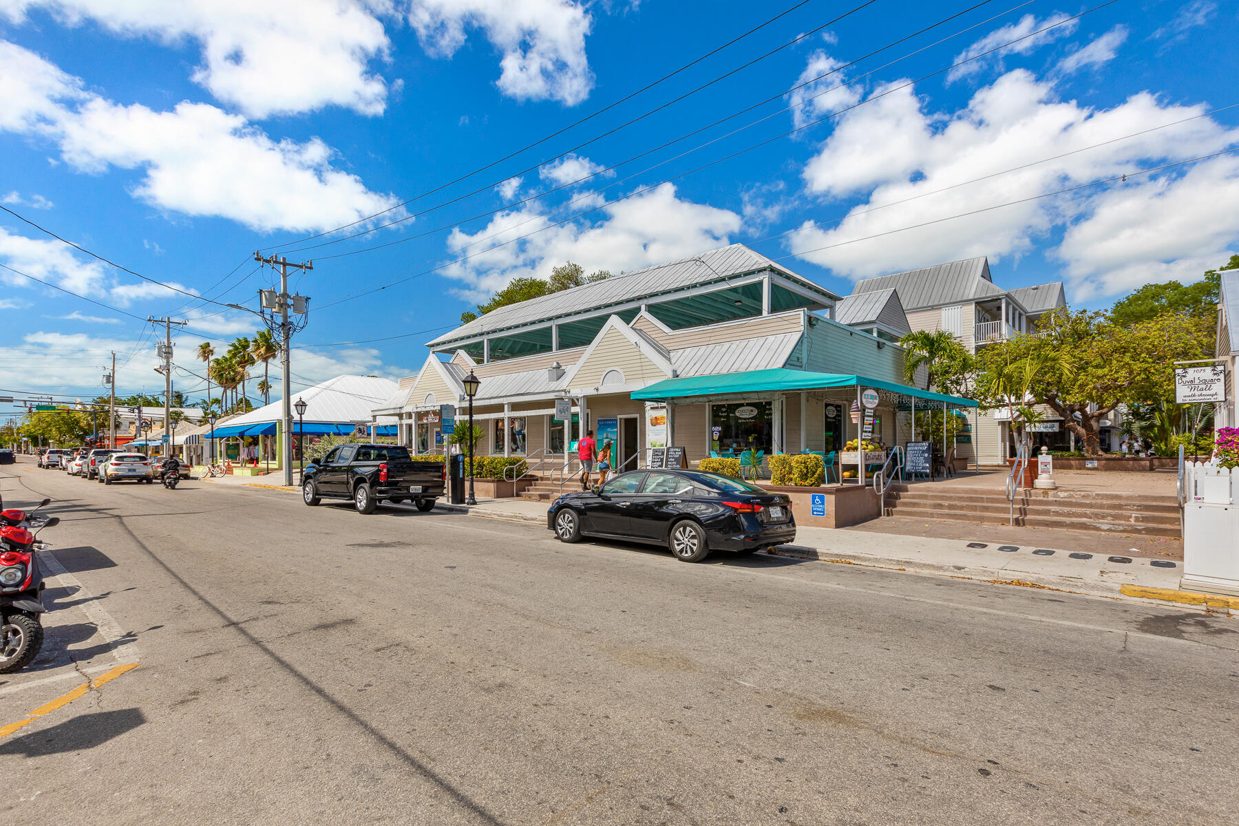 1075 Duval Street Unit: C10