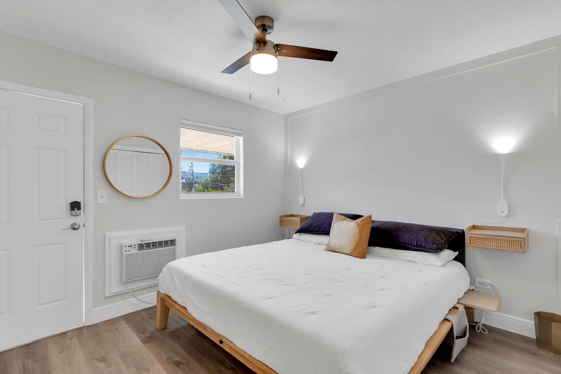 300 Duck Key Drive Unit: 12