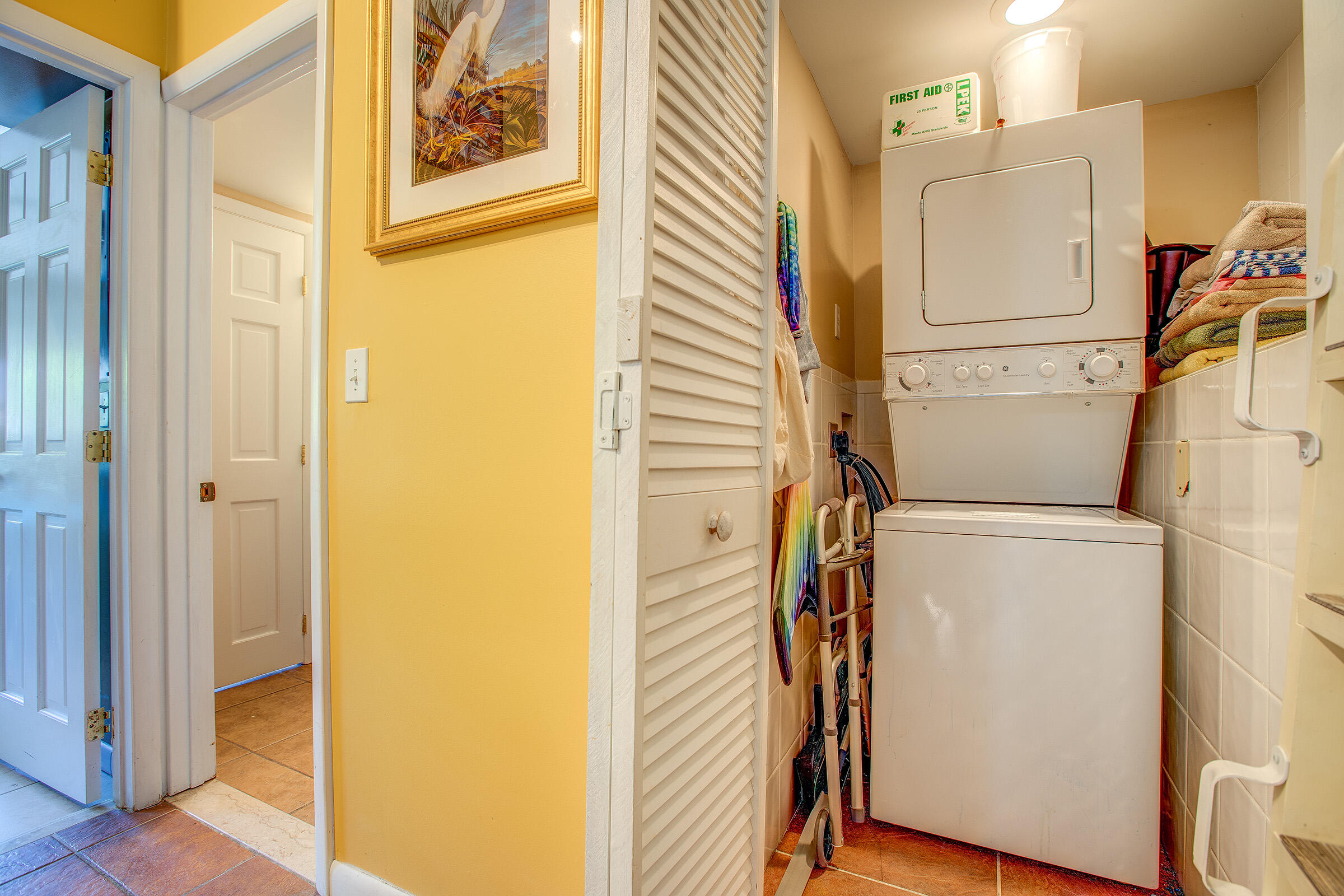 24 Jade Drive Unit: 4