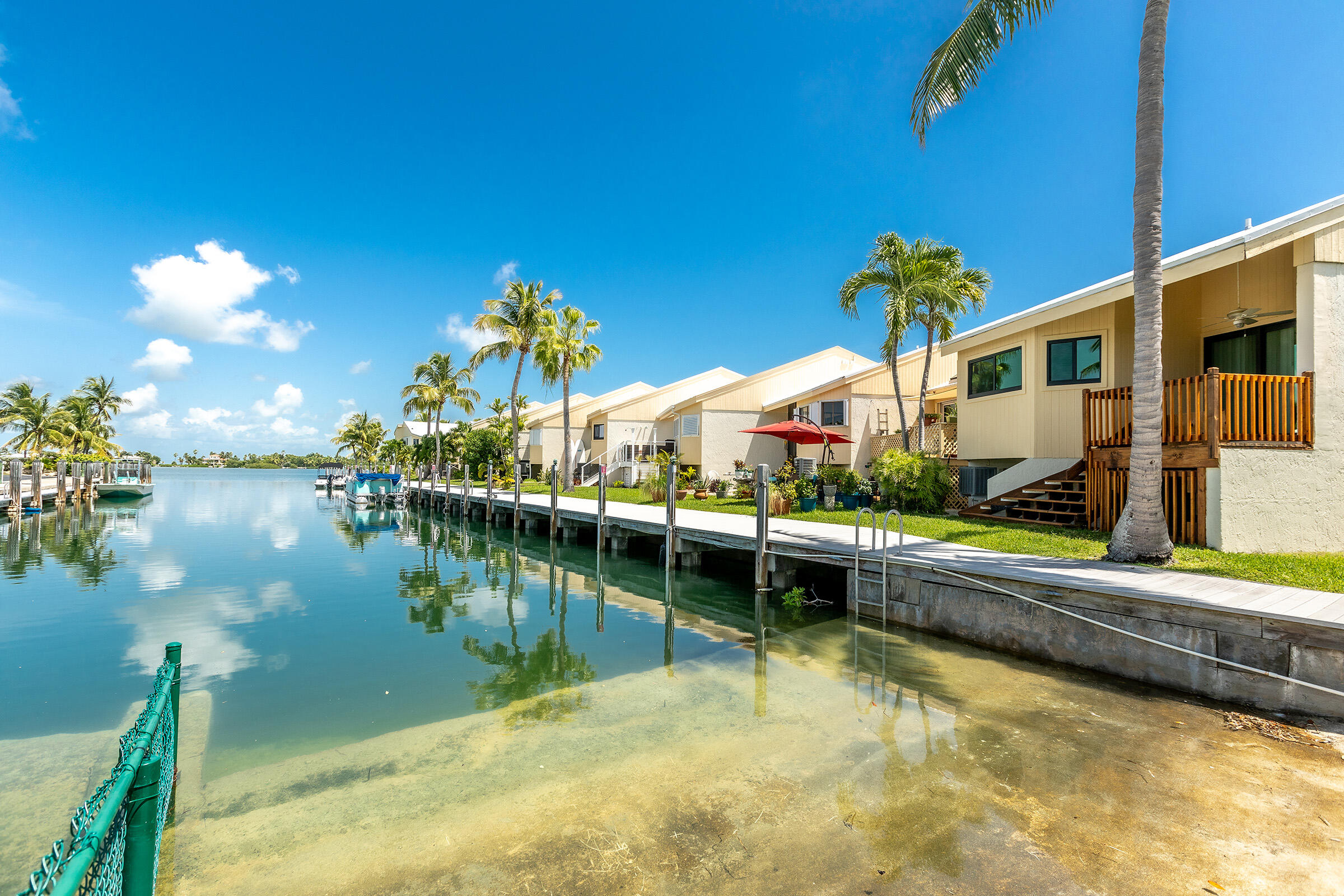 24 Jade Drive Unit: 4