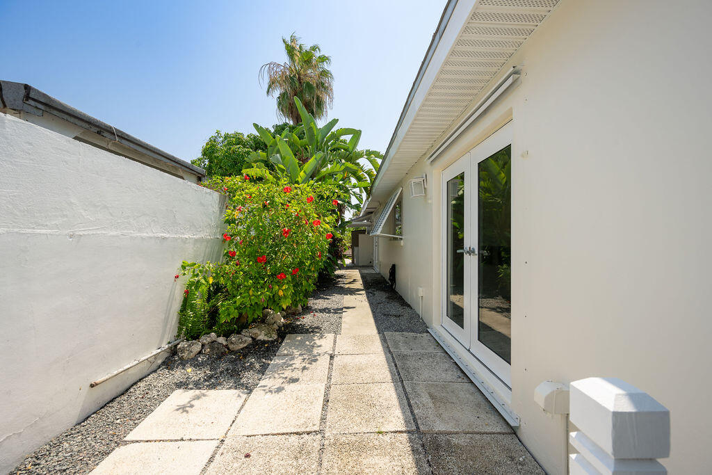 1724 Bahama Drive