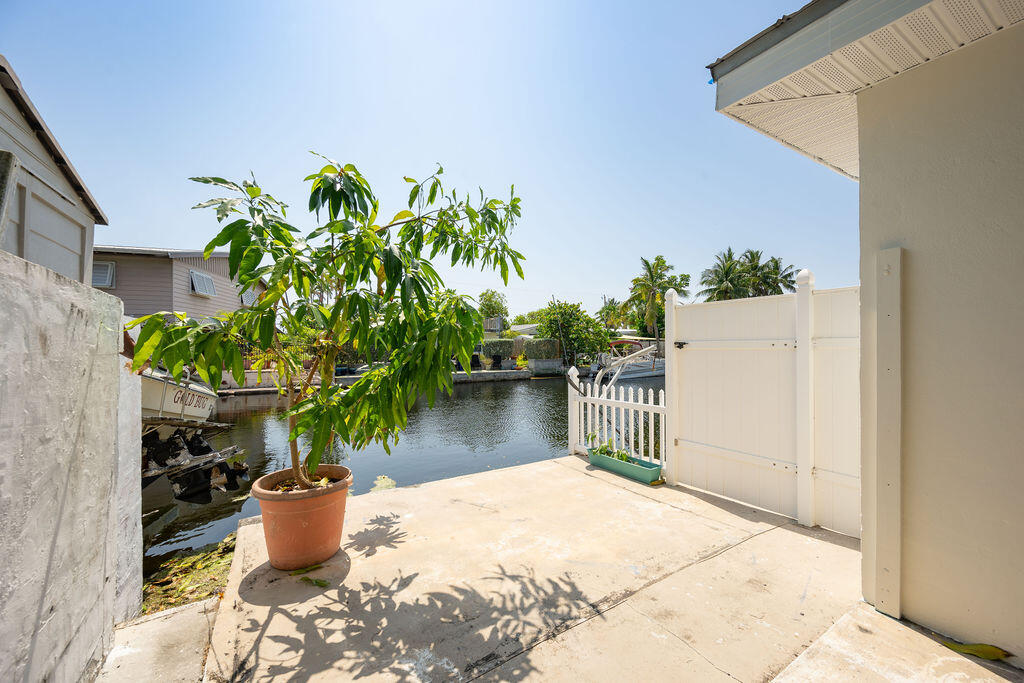 1724 Bahama Drive