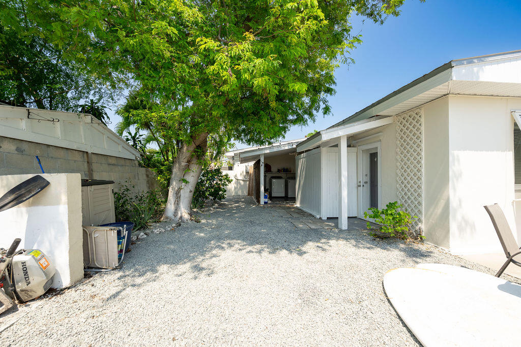 1724 Bahama Drive