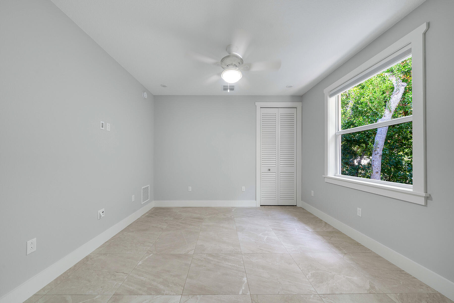 125 N Hammock Road
