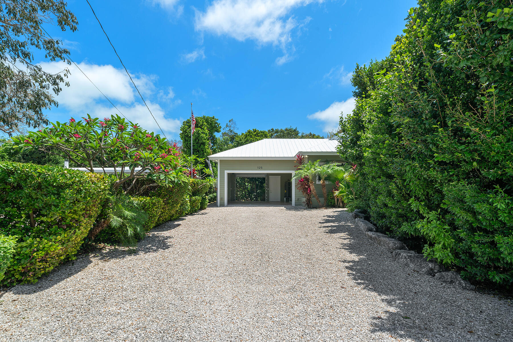 125 N Hammock Road