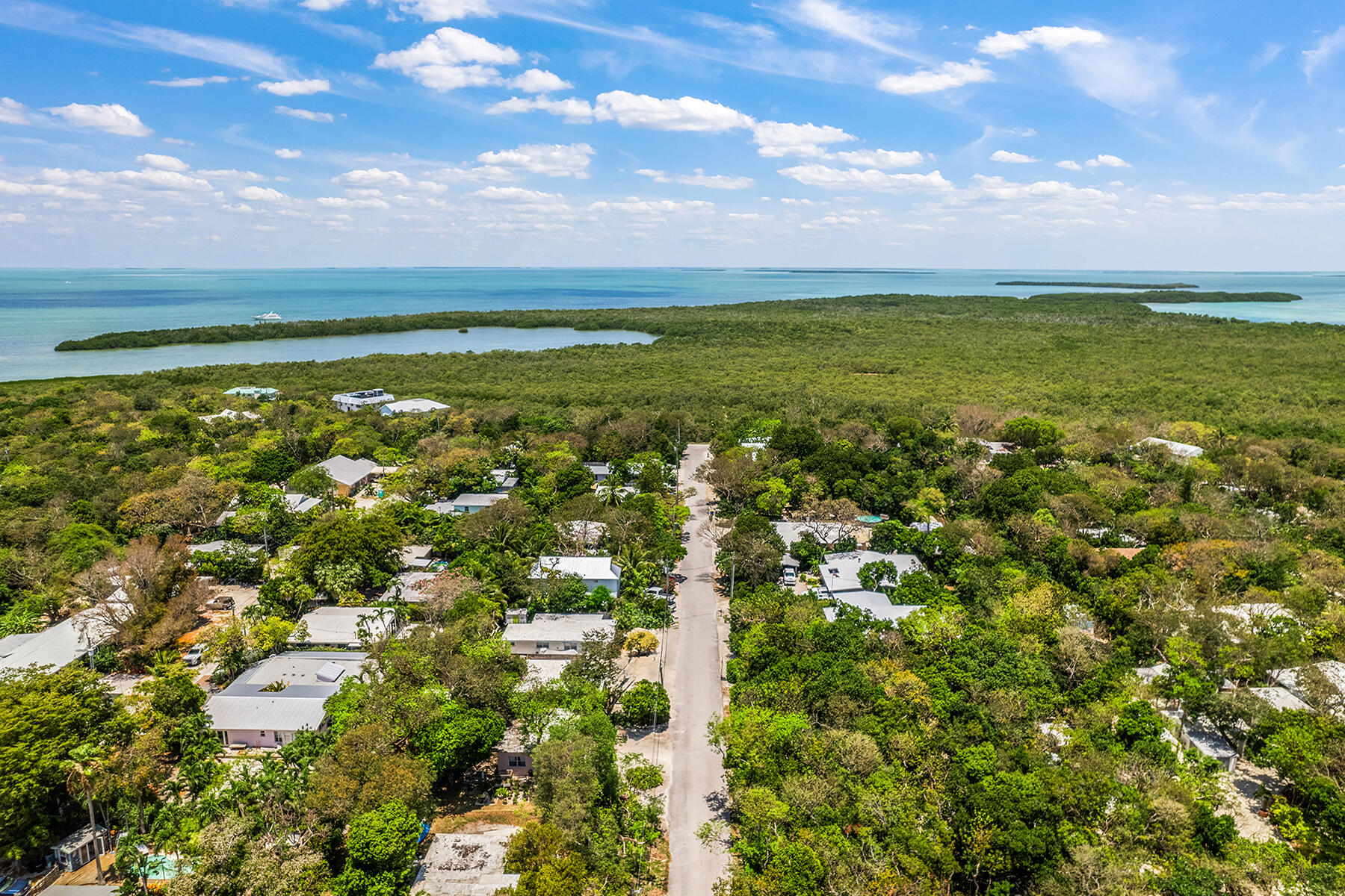 125 N Hammock Road