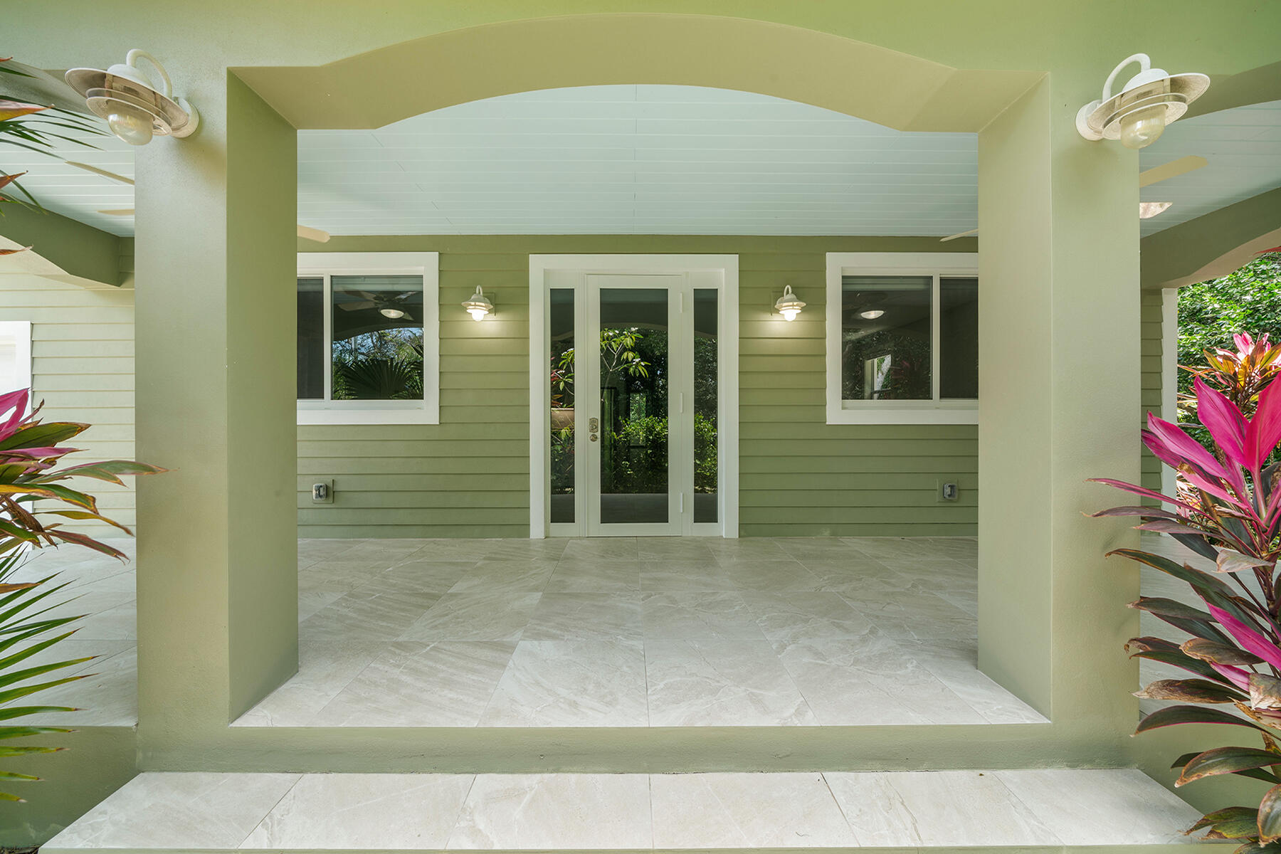 125 N Hammock Road