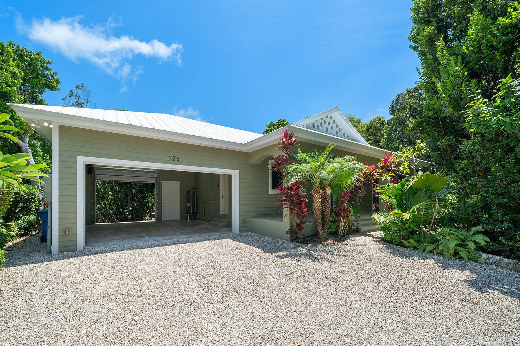 125 N Hammock Road