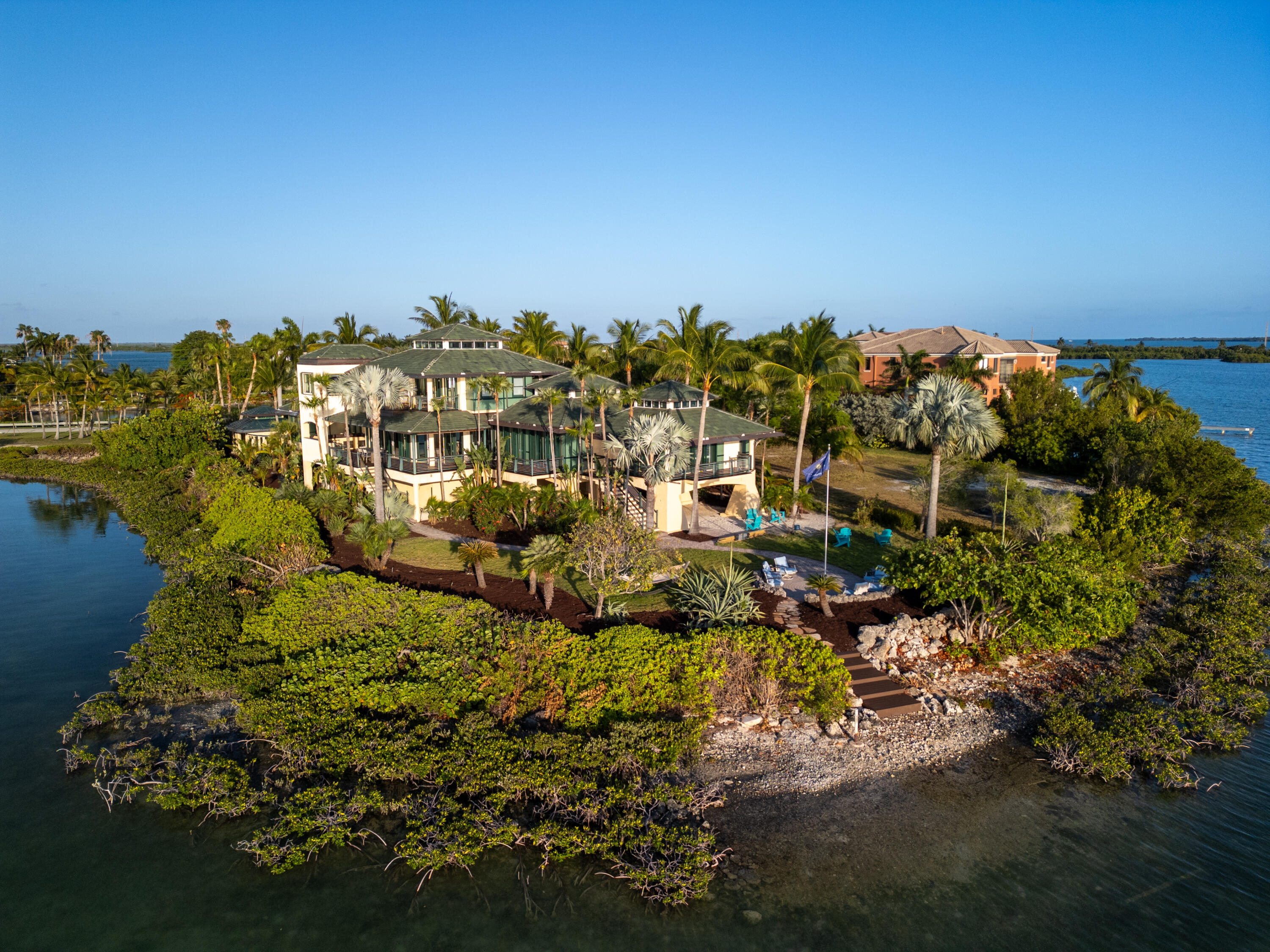34 Cannon Royal Drive