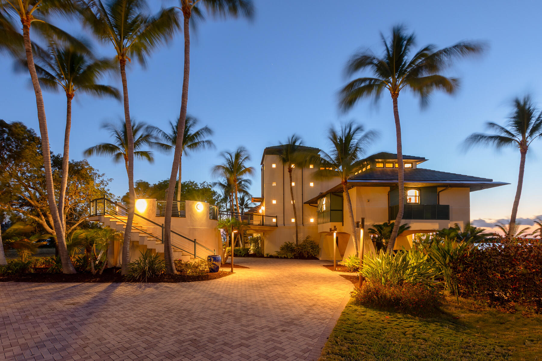 34 Cannon Royal Drive